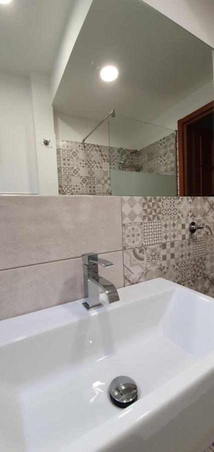 테르니 2 Bed Flat Centre & Stadio Free Parking 아파트 외부 사진